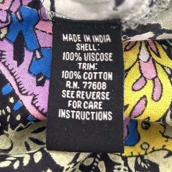 J. Peterman Embroidered Beaded Blouse Top Tunic Boho Festival Resort Size Medium - Picture 15 of 15